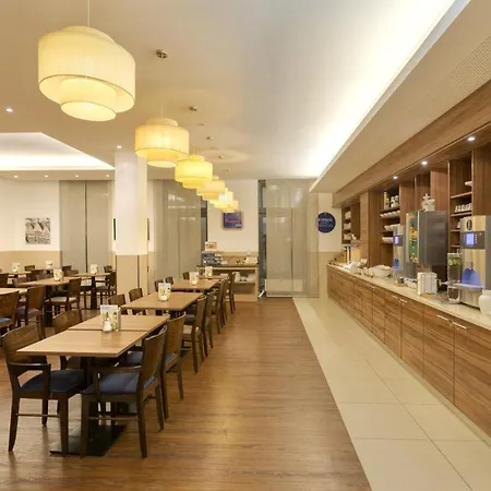 Holiday Inn Express Frankfurt City Hauptbahnhof