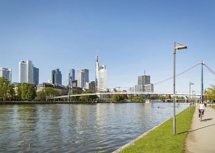 Express Frankfurt Hauptbahnhof Hotel 3*